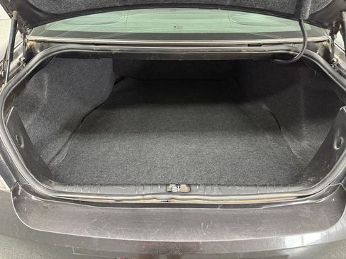 Used 2009 Chevrolet Impala LT FWD image 19
