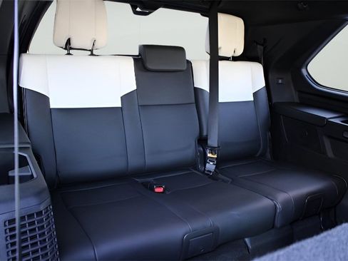 Certified 2024 Toyota Sequoia Capstone image 23