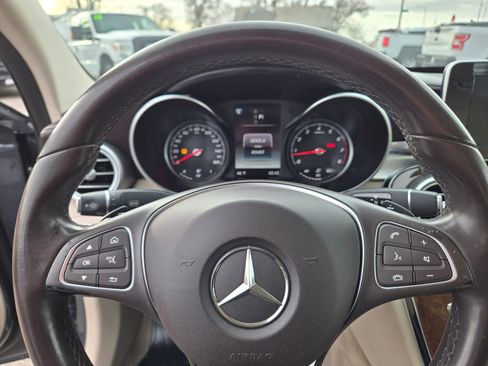 Used 2016 Mercedes-Benz C 300 4MATIC Sedan image 38