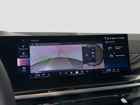 Certified 2026 BMW X7 xDrive40i w/ Climate Comfort Package image 12