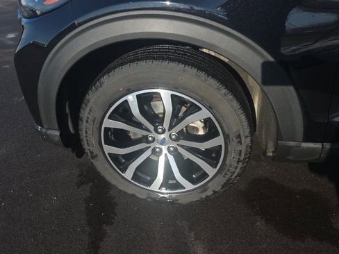 Used 2025 Ford Explorer ST-Line image 17