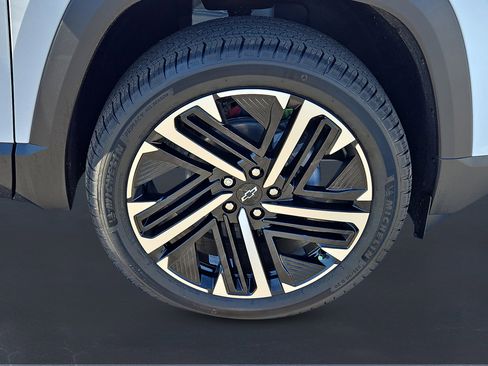 New 2026 Chevrolet Equinox RS w/ Convenience Package III image 10