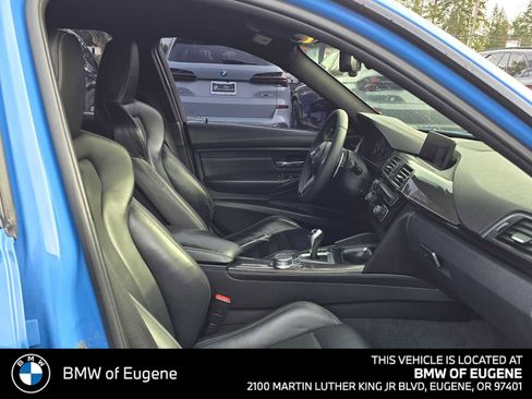 Used 2018 BMW M3 image 21