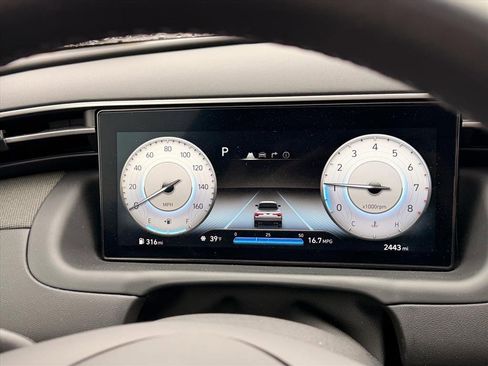 Used 2024 Hyundai Santa Cruz Limited image 22