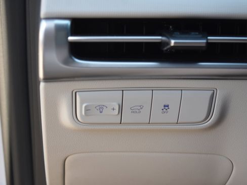 Used 2025 Hyundai Tucson SEL FWD image 17