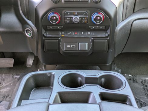 Used 2022 Chevrolet Silverado 1500 LT image 20