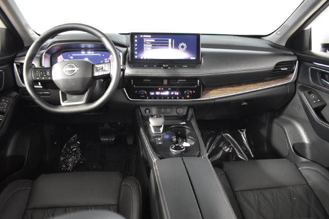 Certified 2026 Nissan Rogue Platinum w/ Platinum Premium Package AWD/4WD image 29