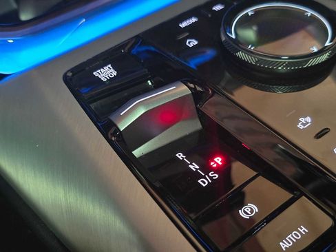 Used 2026 BMW X3 xDrive30 w/ Premium Package image 40