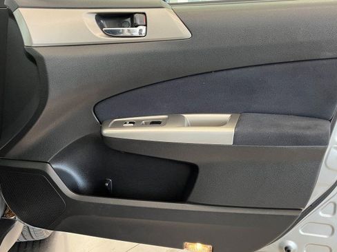 Used 2010 Subaru Forester 2.5X Limited image 17