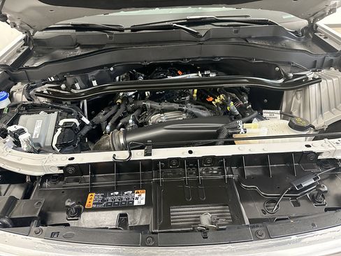 Used 2025 Ford Explorer Platinum w/ LUX Leather Package image 37