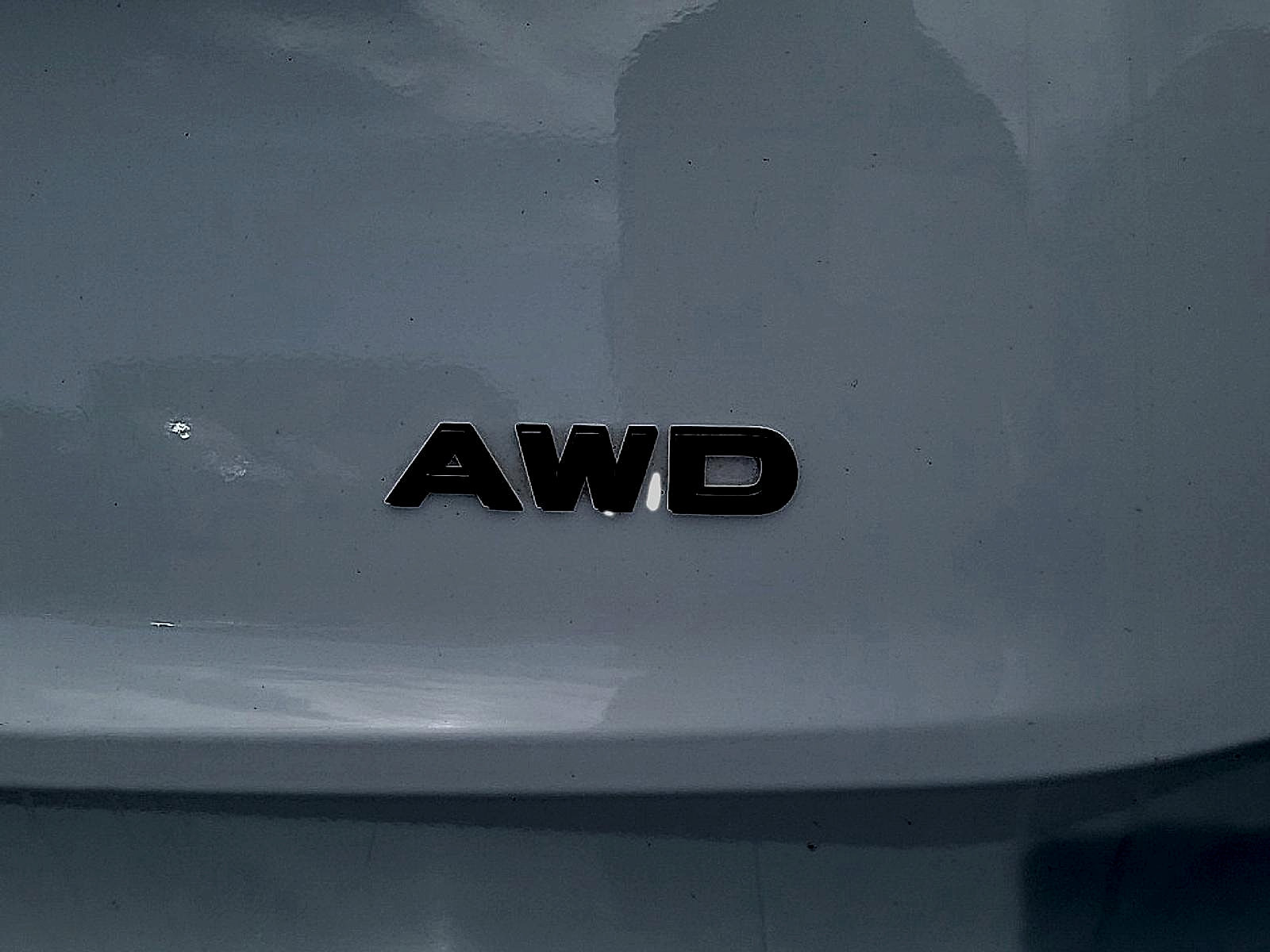 Used 2024 Nissan Rogue S AWD/4WD image 29