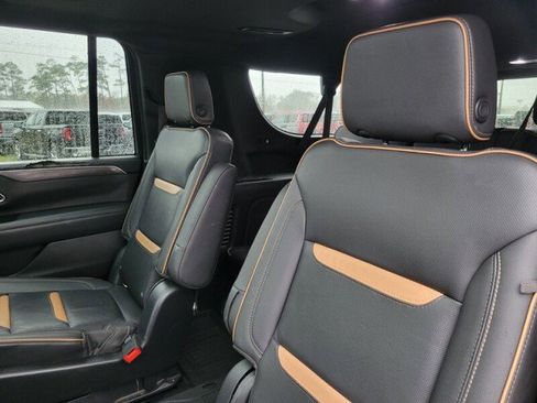 Used 2021 GMC Yukon XL AT4 w/ AT4 Premium Package image 24