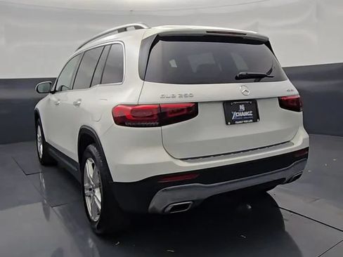 Used 2022 Mercedes-Benz GLB 250 4MATIC image 11