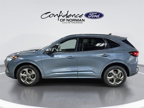 Used 2023 Ford Escape ST-Line image 5
