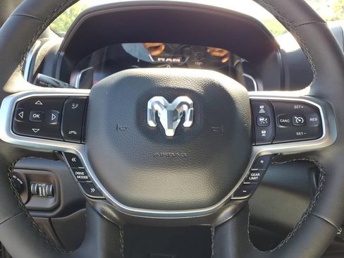 Used 2025 RAM 1500 Big Horn RWD image 5
