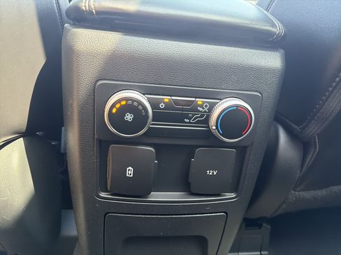 Used 2023 Ford Explorer XLT w/ Equipment Group 202A AWD/4WD image 26