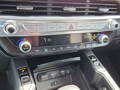Used 2022 Kia Telluride SX FWD image 16