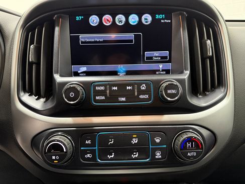 Used 2018 Chevrolet Colorado ZR2 image 17