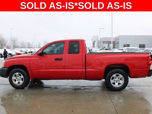 Used 2007 Dodge Dakota ST image 4
