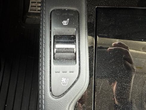 Used 2022 Kia Telluride SX w/ SX Prestige Package AWD/4WD image 20