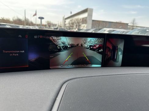 Certified 2025 Lincoln Navigator Reserve image 23