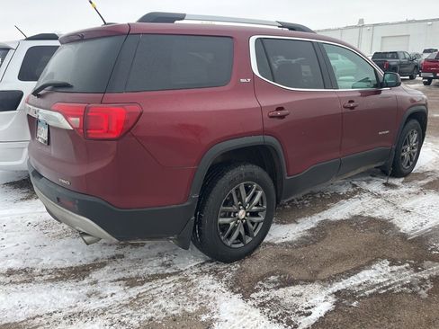 Used 2018 GMC Acadia SLT image 3