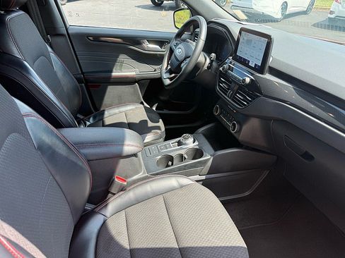 Used 2024 Ford Escape ST-Line FWD image 23