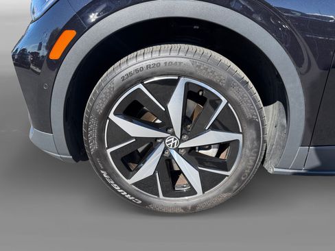 Certified 2024 Volkswagen ID.4 Pro S AWD/4WD image 9