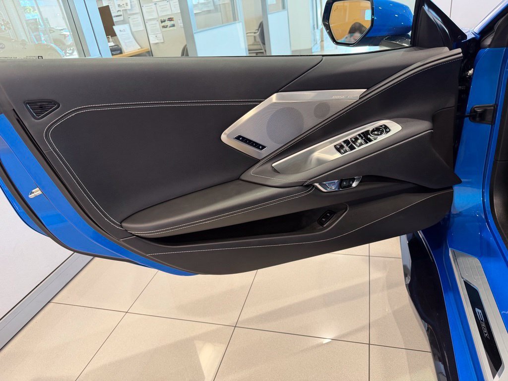 Used 2025 Chevrolet Corvette E-Ray AWD/4WD image 11