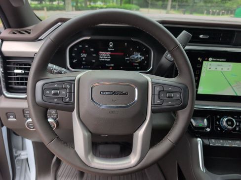 New 2026 GMC Sierra 2500 Denali w/ Denali Reserve Package AWD/4WD image 27