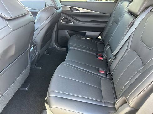 New 2026 INFINITI QX60 Luxe image 19