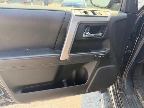 Used 2017 Toyota 4Runner Limited AWD/4WD image 12