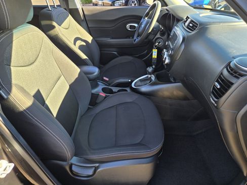 Certified 2019 Kia Soul image 16