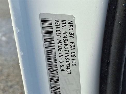 Used 2022 Jeep Wagoneer Series III w/ Premium Group I image 35