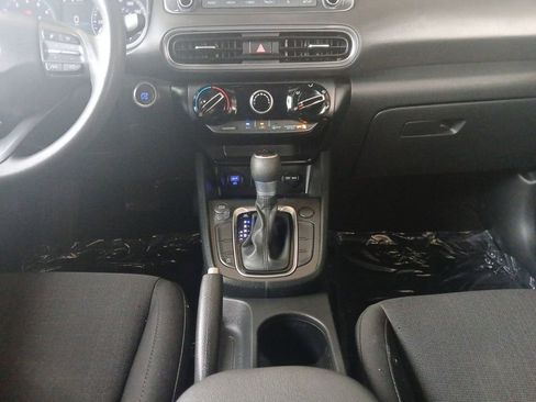 Used 2022 Hyundai Kona SEL FWD image 7