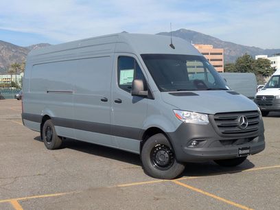 New 2025 Mercedes-Benz Sprinter 2500