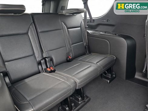 Used 2023 Chevrolet Suburban Premier AWD/4WD image 16