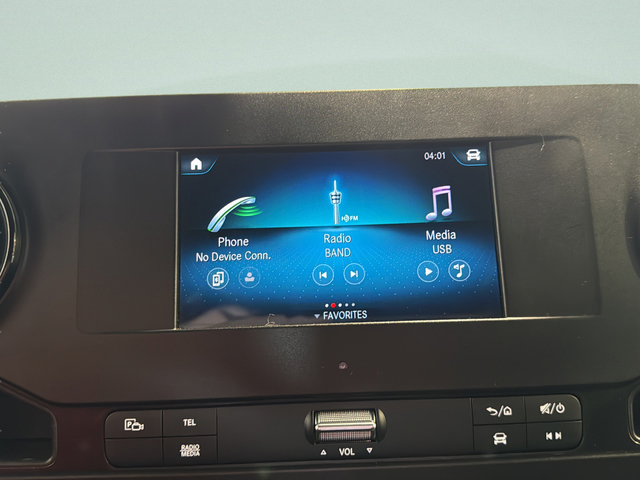 Used 2024 Mercedes-Benz Sprinter 2500 image 23