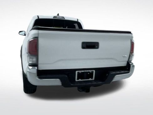 Certified 2023 Toyota Tacoma TRD Off-Road image 23
