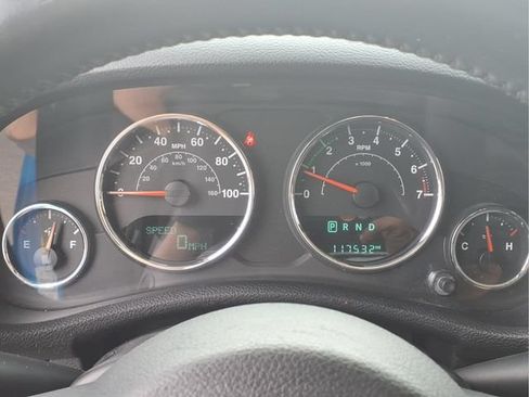 Used 2015 Jeep Wrangler Unlimited Sahara w/ Dual Top Group AWD/4WD image 11