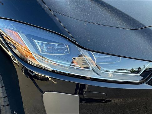 New 2024 Jaguar I-PACE R-Dynamic HSE image 32