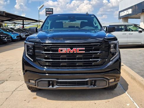 New 2026 GMC Sierra 1500 Elevation image 9