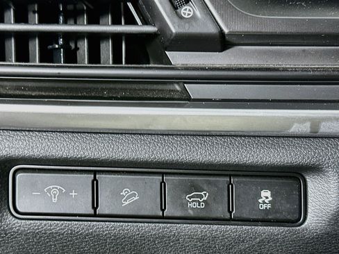 Used 2025 Kia Telluride S FWD image 17