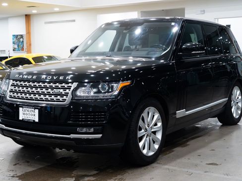 Used 2016 Land Rover Range Rover HSE image 1