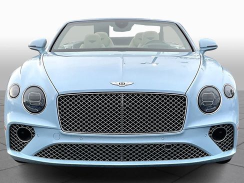 Used 2023 Bentley Continental GT Azure image 3