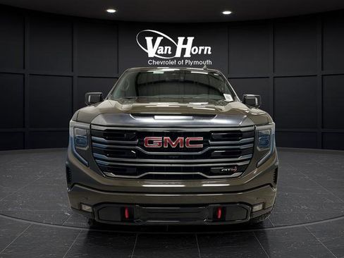 Used 2024 GMC Sierra 1500 AT4 w/ AT4 Premium Package image 8