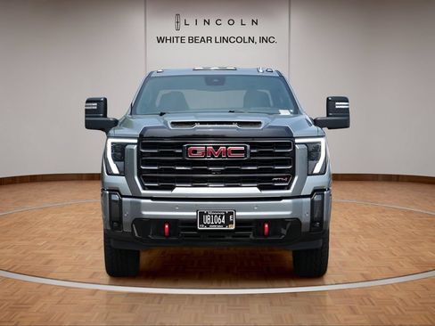 Used 2024 GMC Sierra 3500 AT4 w/ Technology Package AWD/4WD image 2