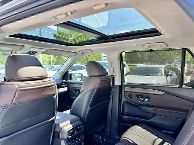 New 2026 Honda Pilot Elite image 27