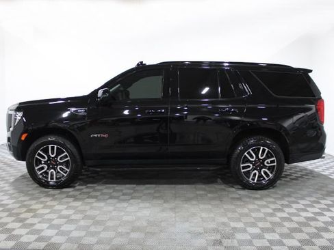 Used 2022 GMC Yukon AT4 AWD/4WD image 3
