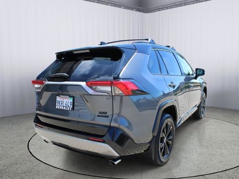 Used 2024 Toyota RAV4 XSE w/ Advanced Technology Package AWD/4WD image 8